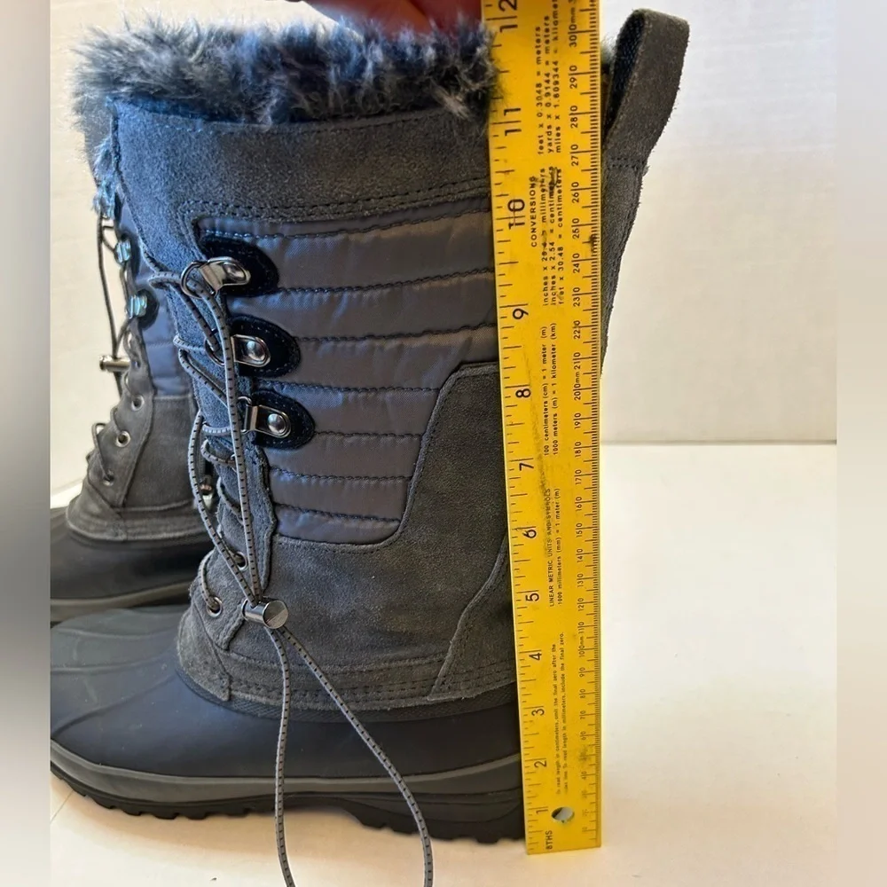 Lands End Squall insulated winter boots w/gray faux fur Thermolite Sz-9-1/2B.  H